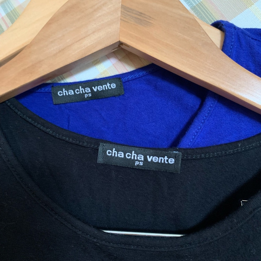 Cha Cha Vente, Set of 2 High/Low Ruffle Hem Tops